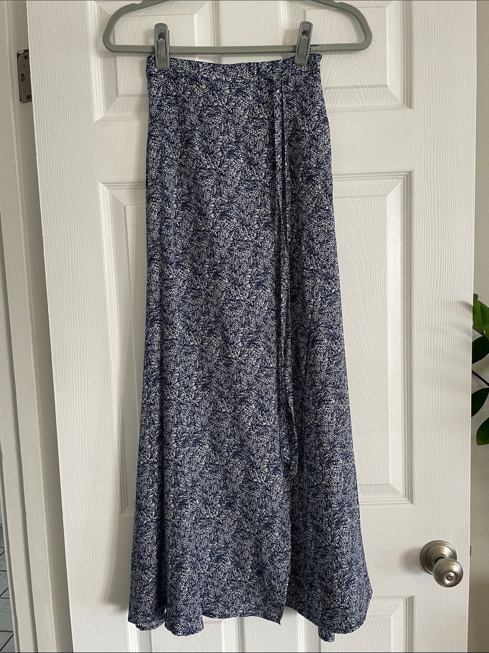 Lulu’s Printed Maxi Skirt XS